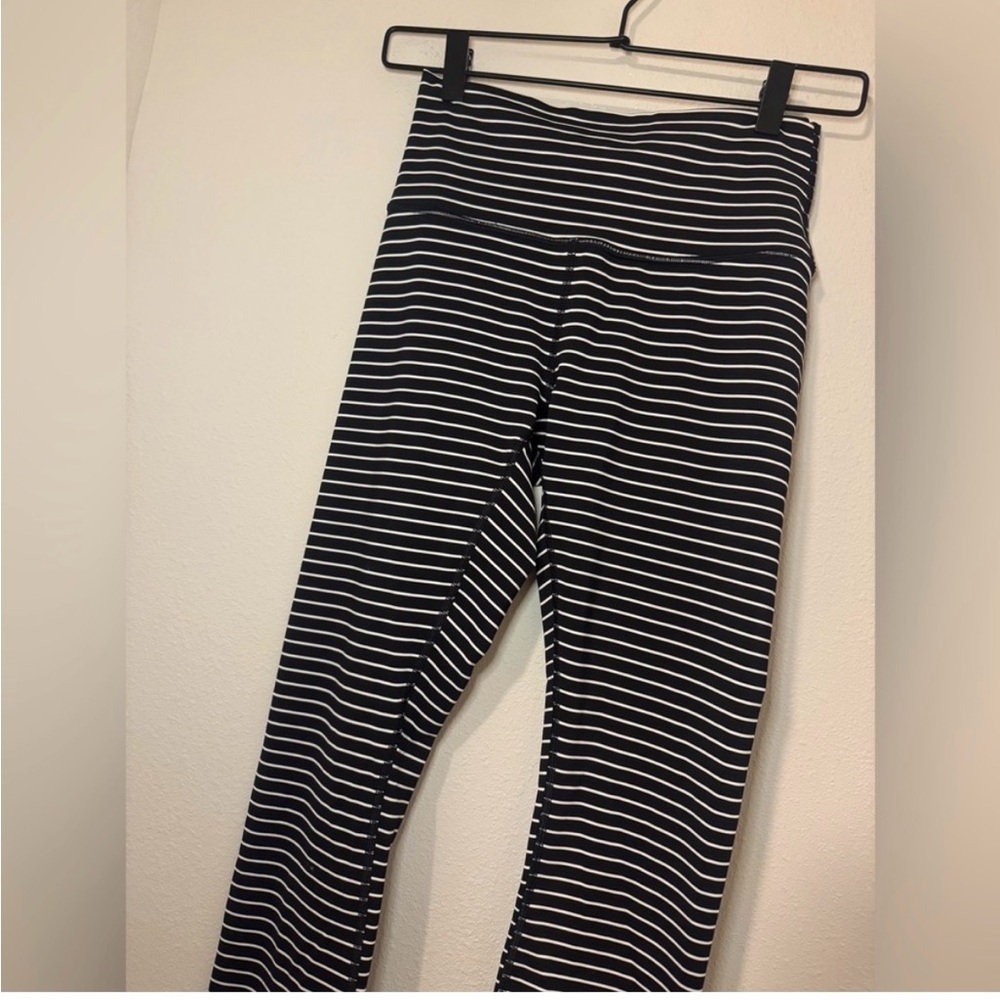 lululemon athletica Black and White Striped Leggings - Picture 4 of 8